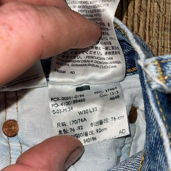 Levis 501 button fly jeans 30x32 - Picture 5 of 12